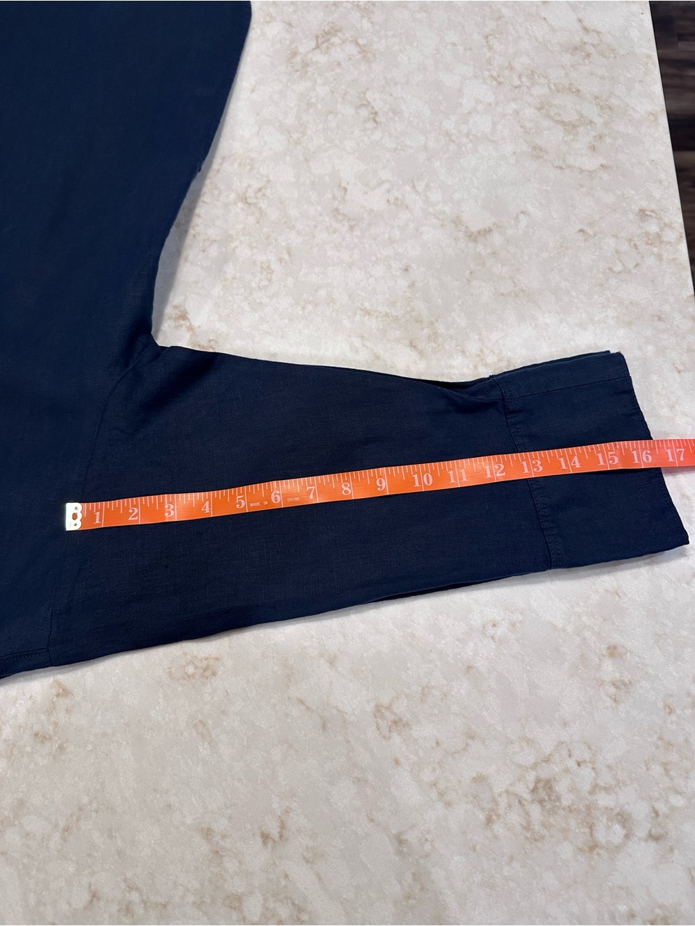 Everlane navy linen top - Picture 10 of 10